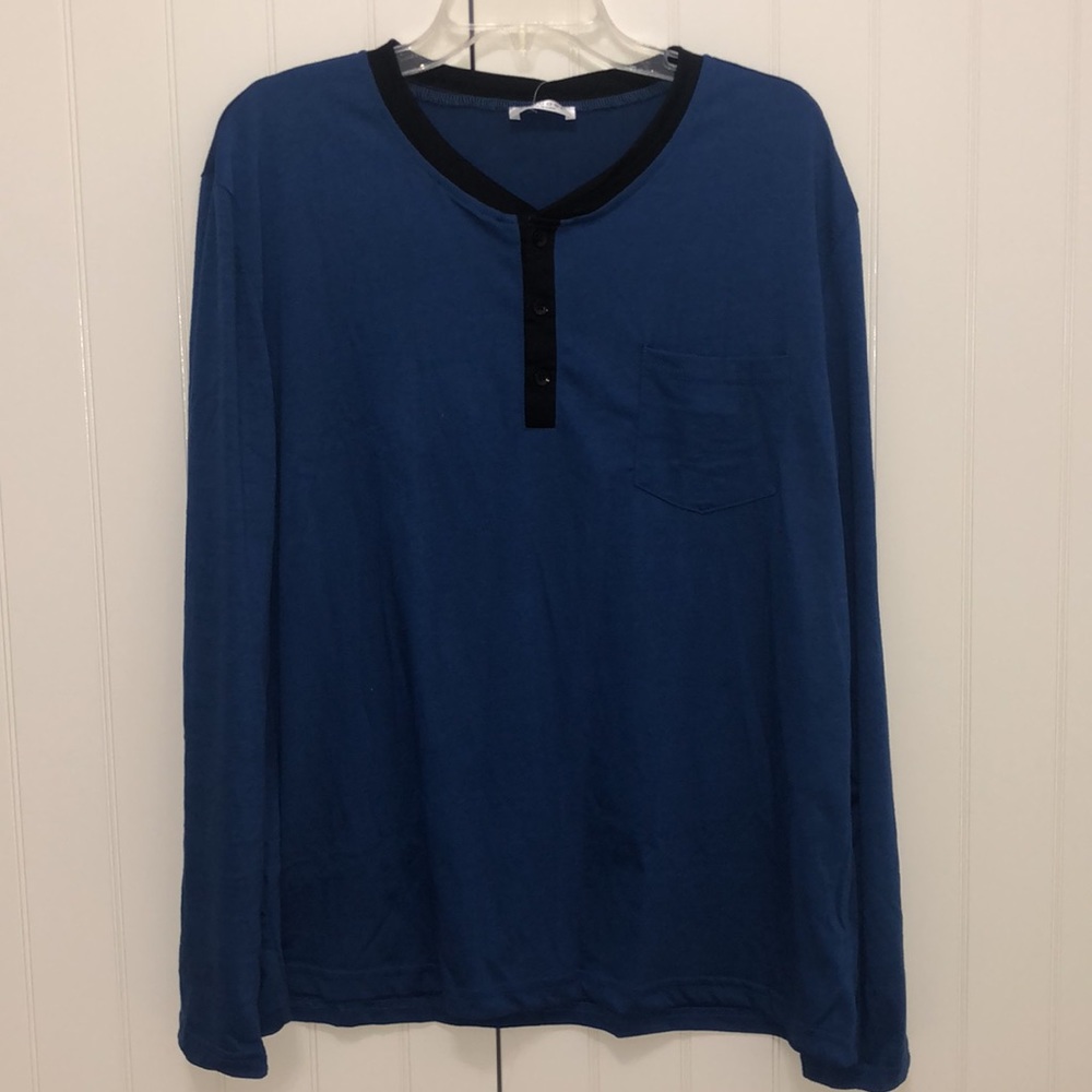 Men’s lightweight long sleeved shirt